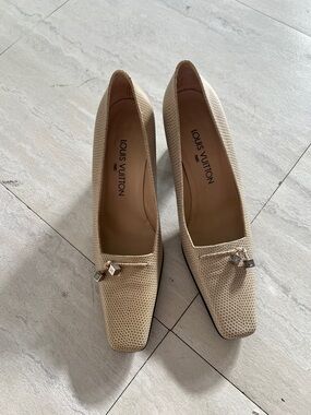 Louis Vuitton Beige Textured Square-Toe Flats with Metal Accents
